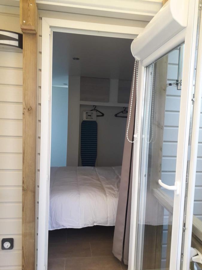 Mobil Home Neuf 2 Chambres 6 Personnes Saint Aygulf Plage Frejus Exterior photo