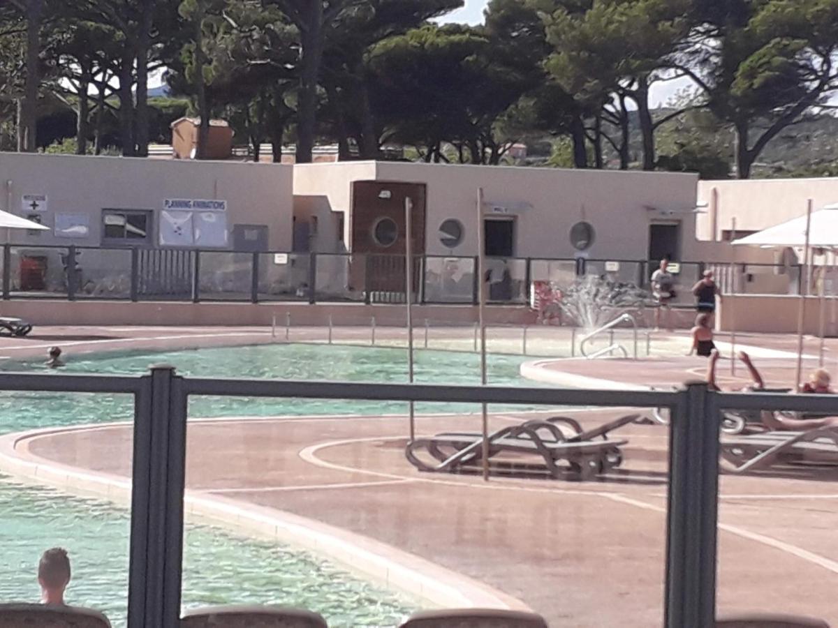 Mobil Home Neuf 2 Chambres 6 Personnes Saint Aygulf Plage Frejus Exterior photo